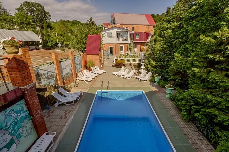 . Гостиница Лазурный. Головинка