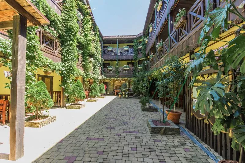 . Гостевой дом "Вилла Лючия"/"Villa Lucia". Архипо-Осиповка