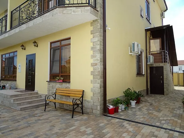 . Квартира в многоквартирном доме Метревелли, 10/а. Адлер