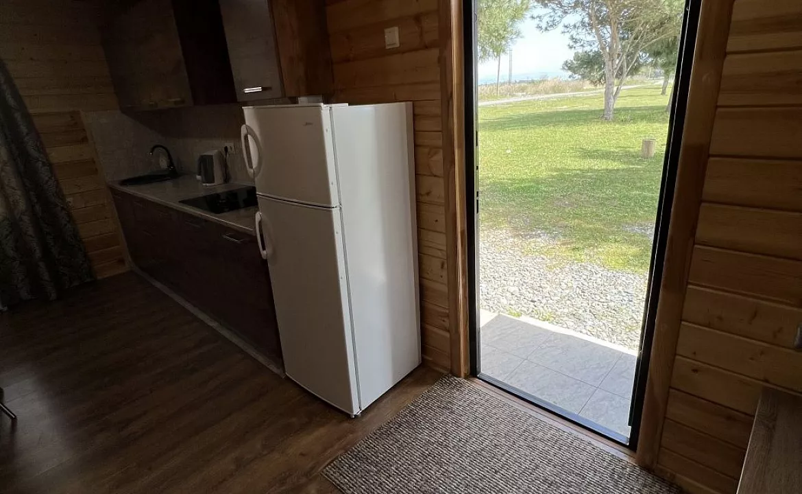 Домик с двумя спальнями и кухней. База отдыха "Скурча". Сухум