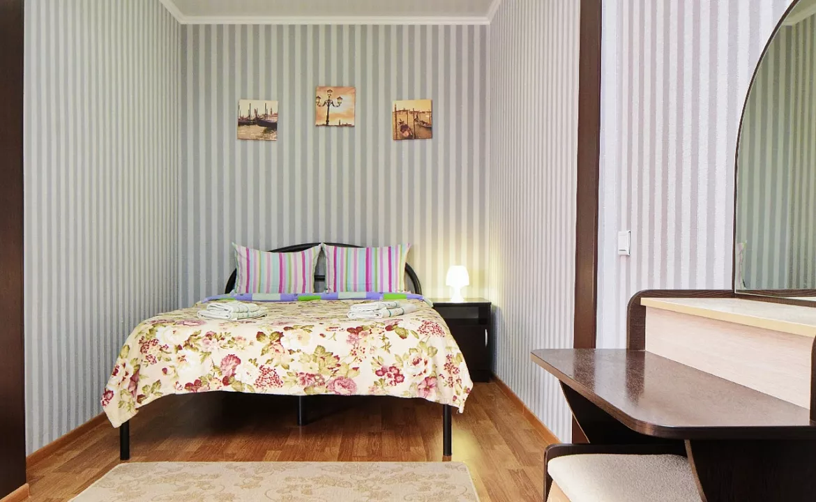 «Комфорт» - корпус B №1, 5. Гостевой дом "Александровский". Темрюк