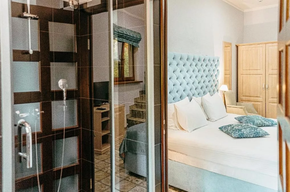 . Отель Alm Hotel. Красная Поляна