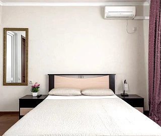 Двухкомнатный семейный номер с балконом. Отель "VIVA Лариса". 