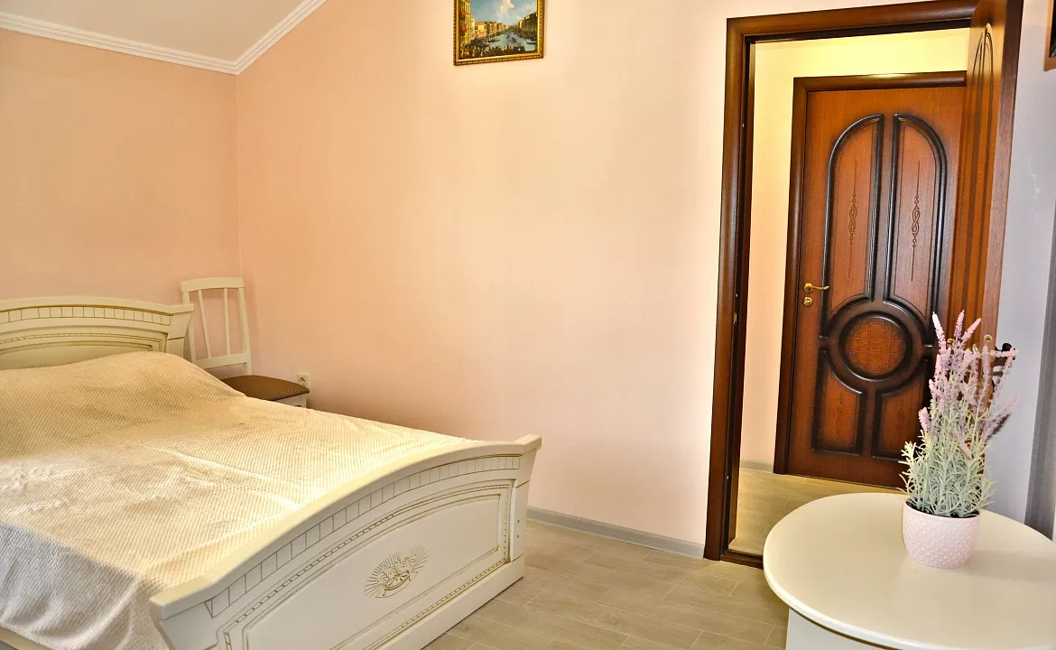 2х комнатный 5-ти местный стандартный номер. Гостевой дом Надежда - Витязево. Витязево