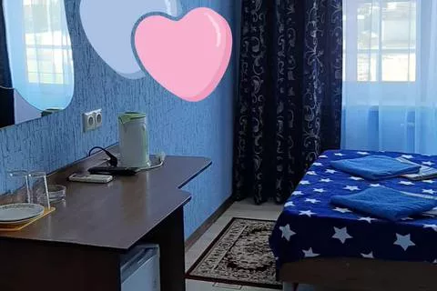 2-х местный «Стандарт» с балконом. Гостиница «Жемчужина». Архипо-Осиповка