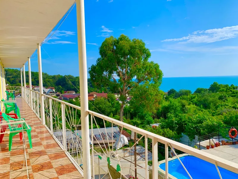 . Гостевой дом "У бассейна". Лоо