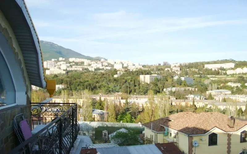 . Гостиница Три дельфина. Ялта