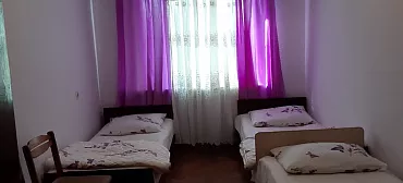 Квартира в многоквартирном доме 3-х комнатная квартира со всеми удобствами в Новом Афоне 