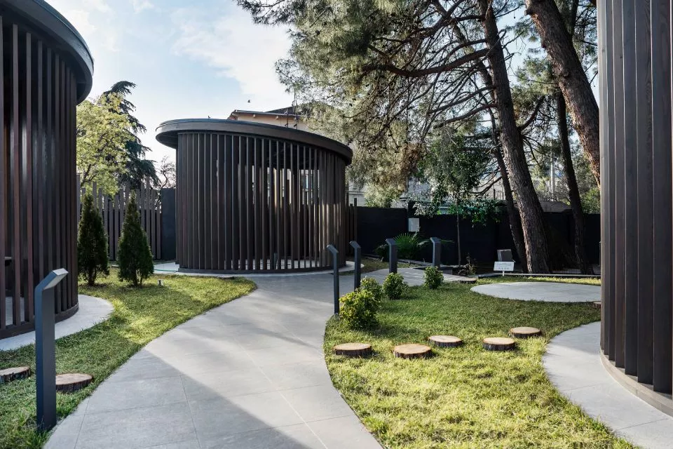 . Курортный отель Моне. Адлер