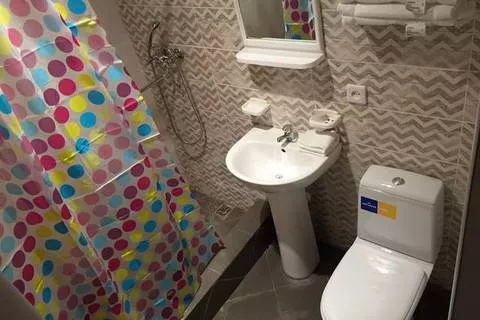 «Стандарт» 4-х местный. Отель «Pine Beach». Пицунда