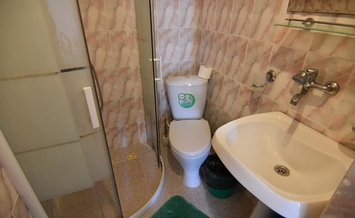 Трёх местный номер . Частный гостевой дом Инжир. Геленджик