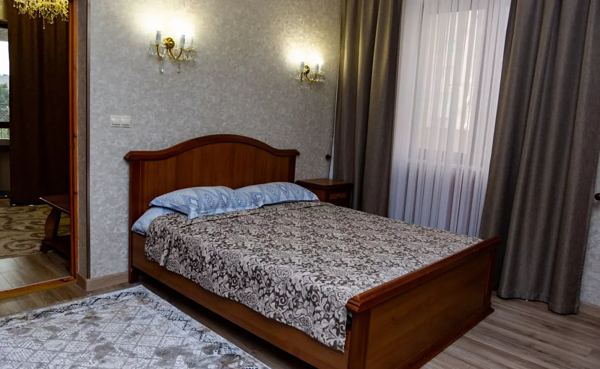 VIP Люкс. Отель "Экипаж". Адлер