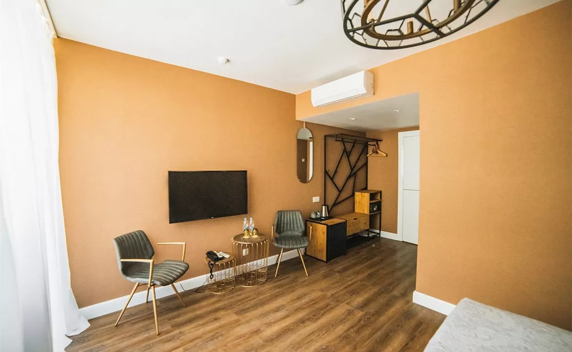 Супериор с балконом. Отель «HILLS POLYANA». Красная Поляна