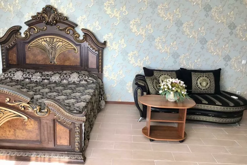 Студия с балконом. Отель "Прибой 2". Лазаревское Студия с балконом. Отель "Прибой 2". Лазаревское