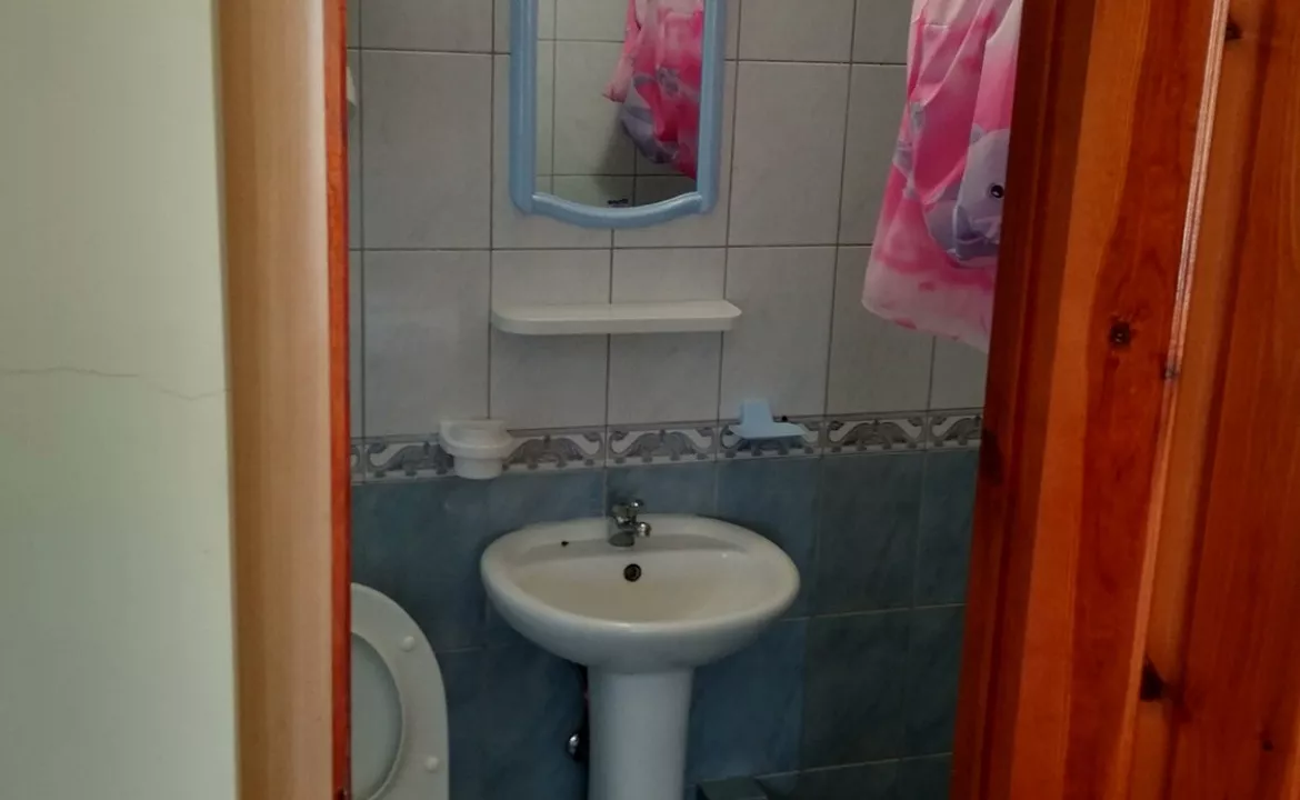 Двухкомнатный полулюкс. Гостиница "ВИКТОРиЯ" - Саки. Саки