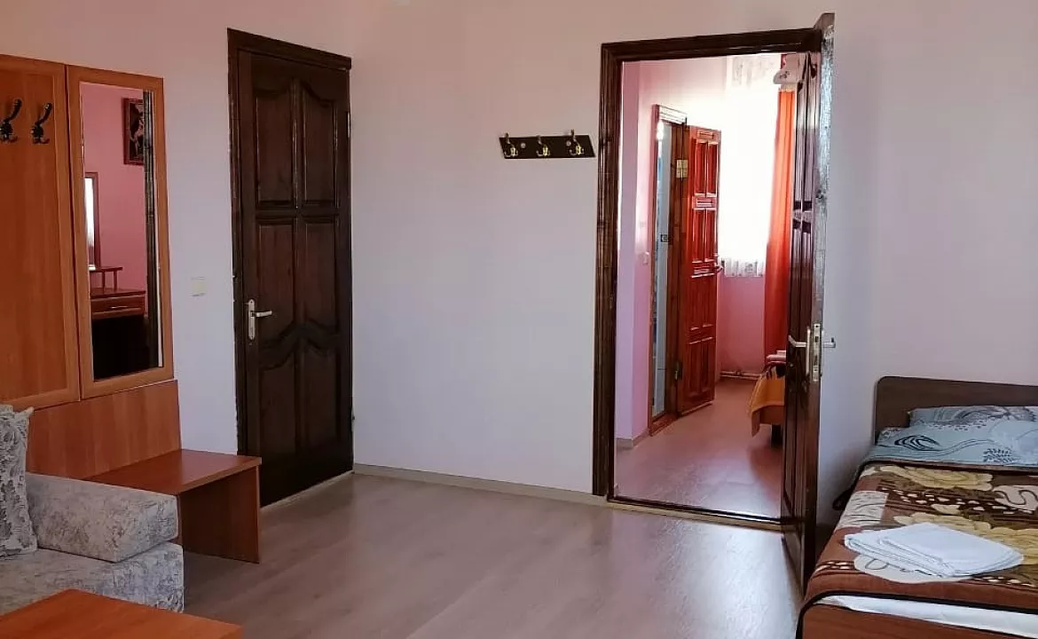 2х комнатный Семейный. Гостевой дом "Cветлана". Адлер