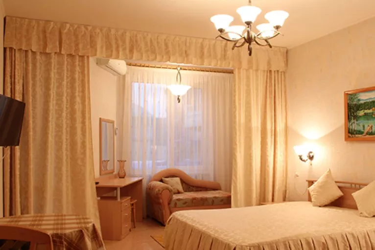 Семейный. Гостевой дом "Маретель". Адлер