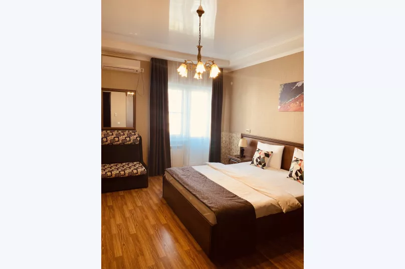 . Гостиница "Шоколад". Адлер