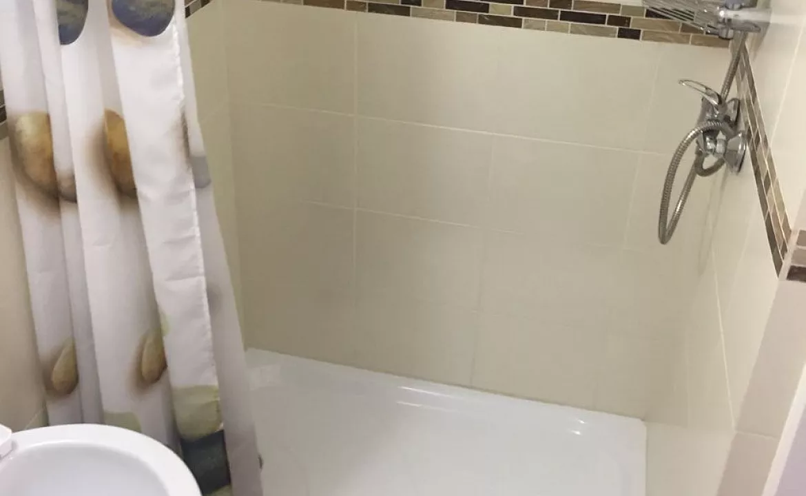 Трёхместный номер. Гостевой дом «Пчела». Ейск