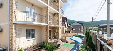 Гостиница "Flores"