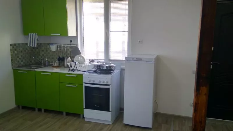 Домик. Частный сектор Азовские дачи Молодежная 9. За Родину