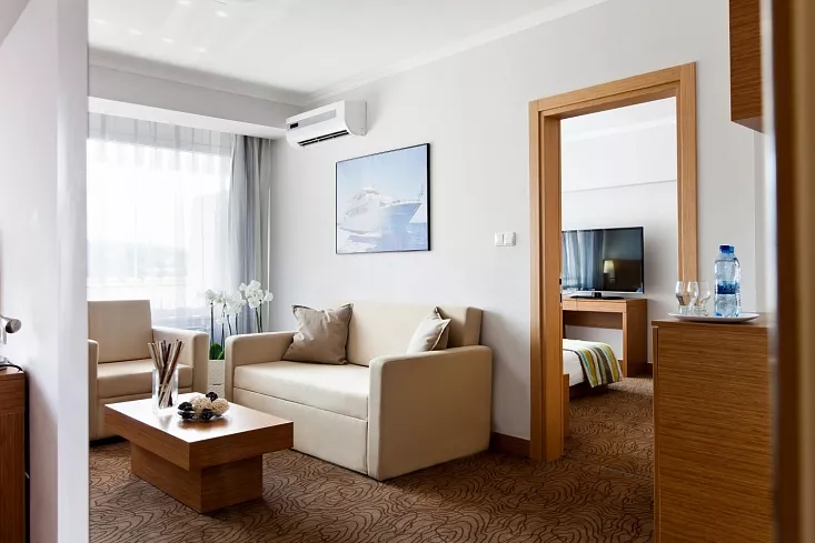 . Гостиница Yalta Intourist. Ялта