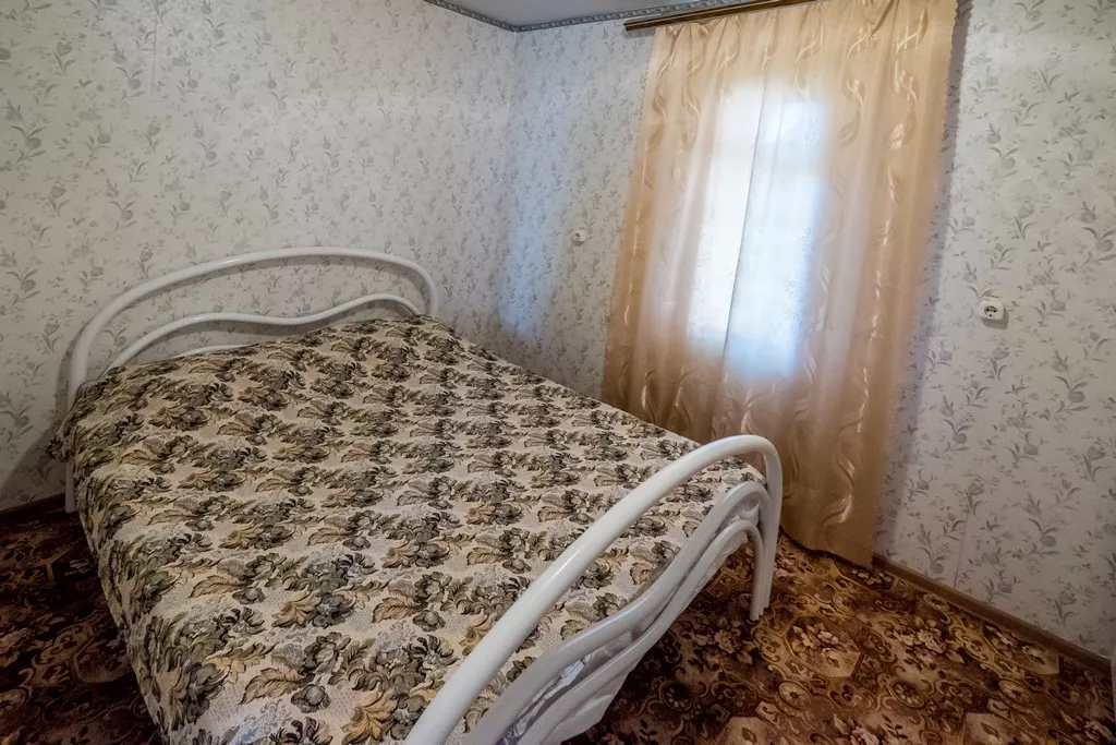 Трехкомнатный 2 категория. Пансионат "Приазовье". Ейск