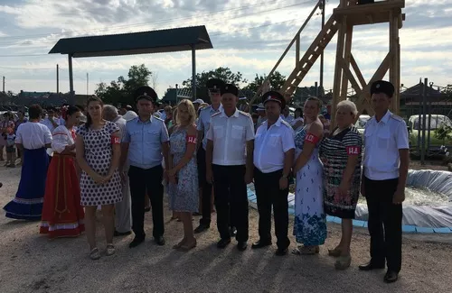Этнический центр «В гости к атаману». Фото взято с сайта: http://admdolzhanskaya.ru/