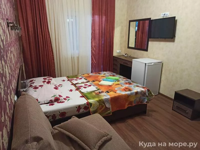 Стандарт 3-х местный номер + 1 доп. место. Гостевой дом Чайка. Архипо-Осиповка