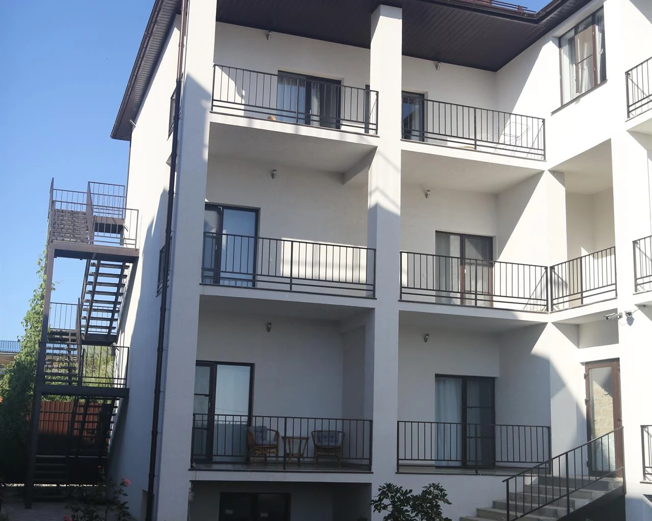 . АПАРТ-ОТЕЛЬ «ЛЕРО». Керчь