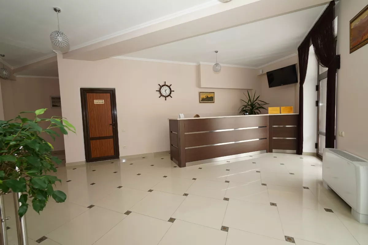 . Гостевой дом "Адмирал". Ольгинка