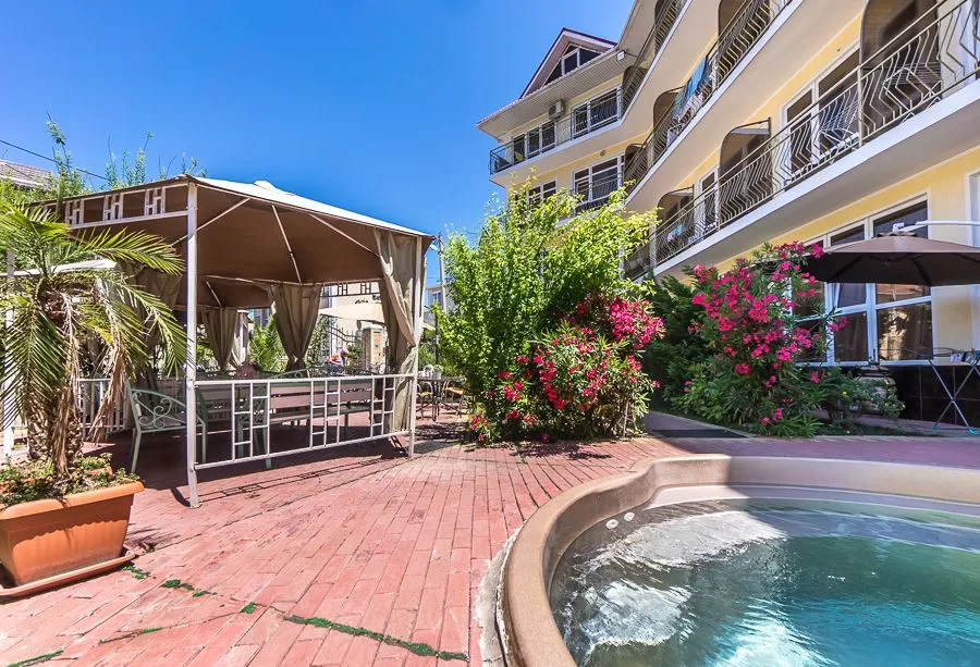 . Отель "Ибра". Лазаревское