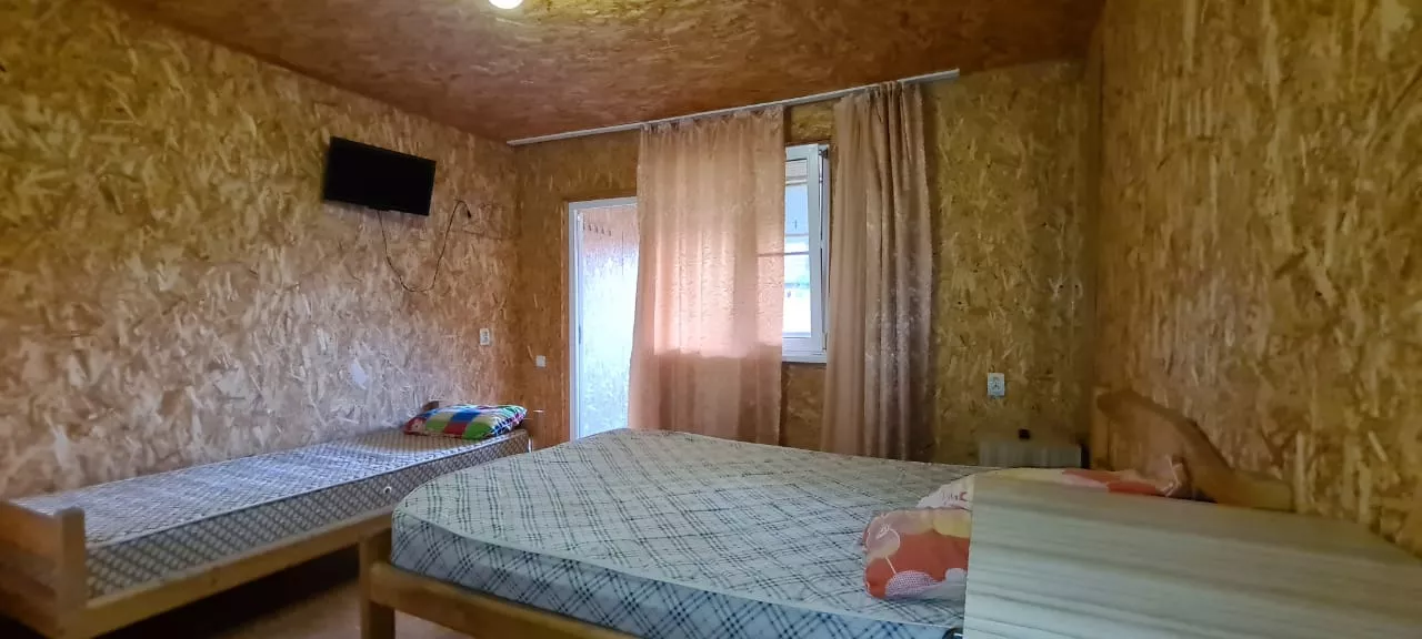 . Частный сектор Спартак. Голубицкая