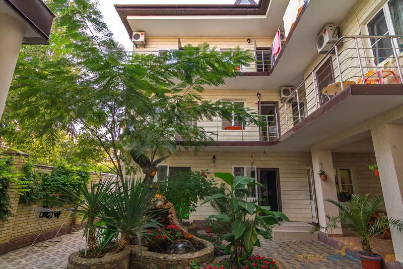 Гостиница "Azat" (Азат)