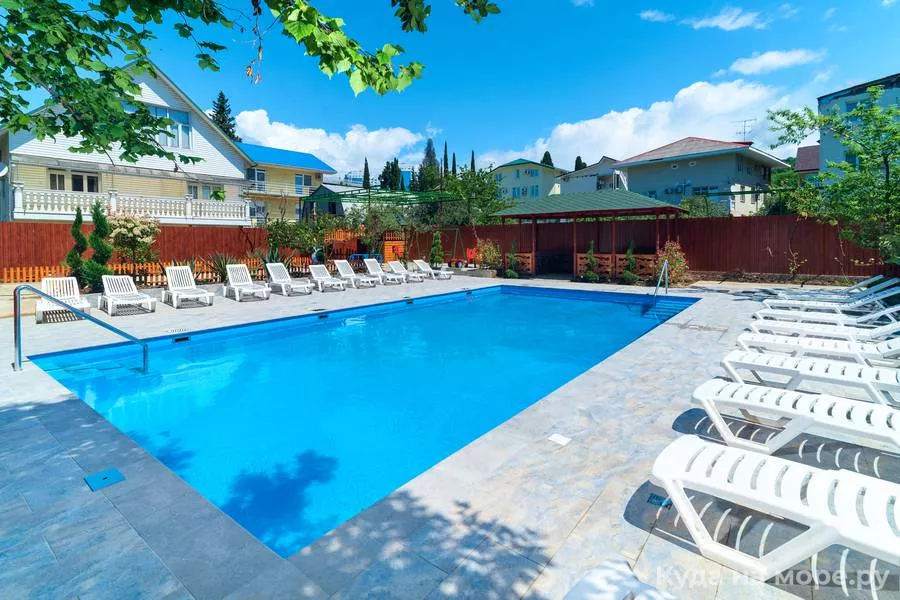 . Отель "Малахит". Адлер