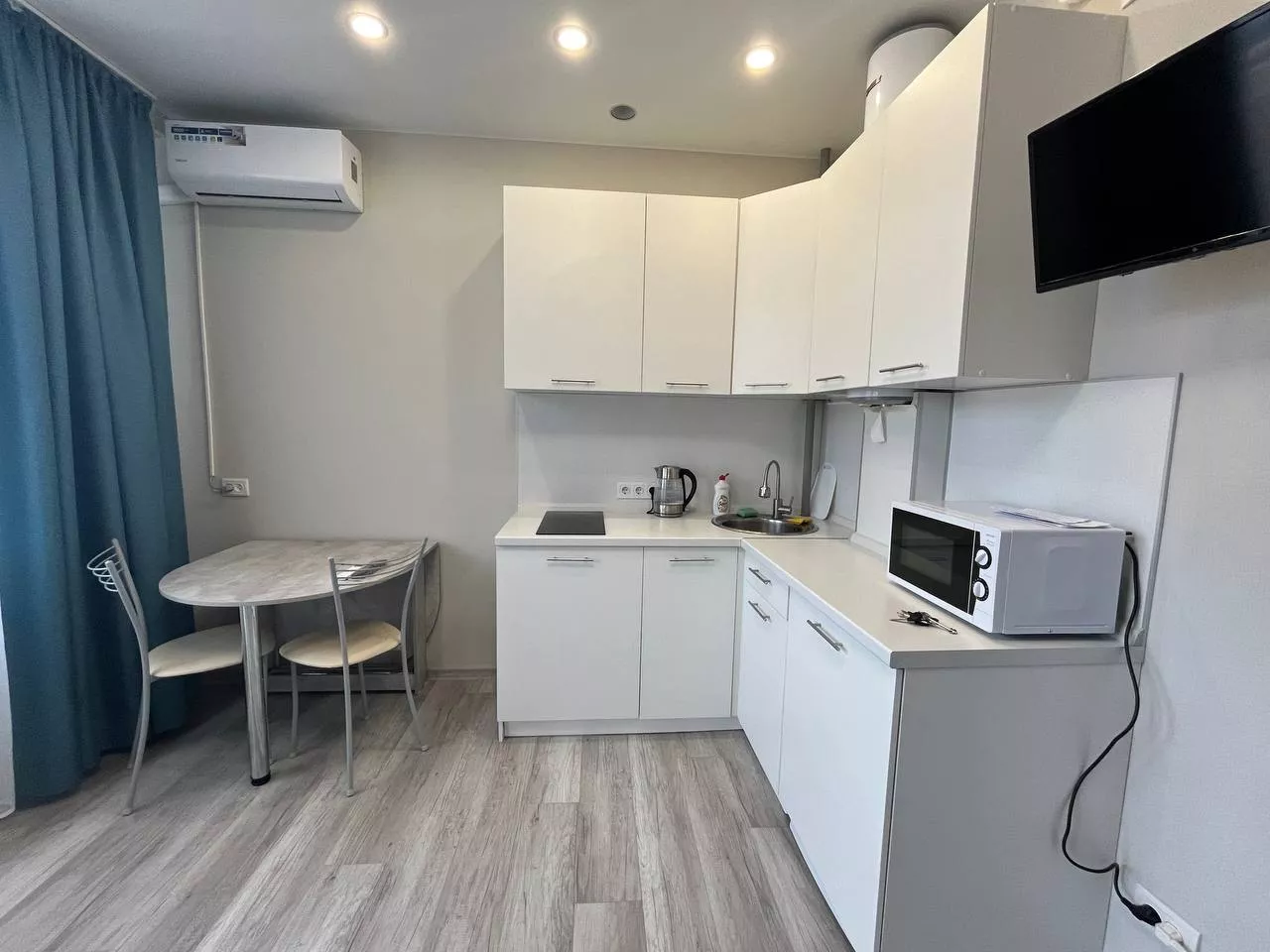 . Студия на 8 этаже. Лазаревское