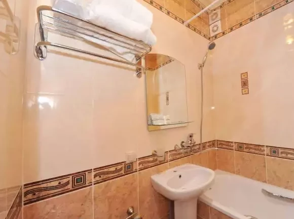 «Люкс» 2-х комнатный (Главный корпус). Гостиница «Кристалл». Домбай-гостиницы