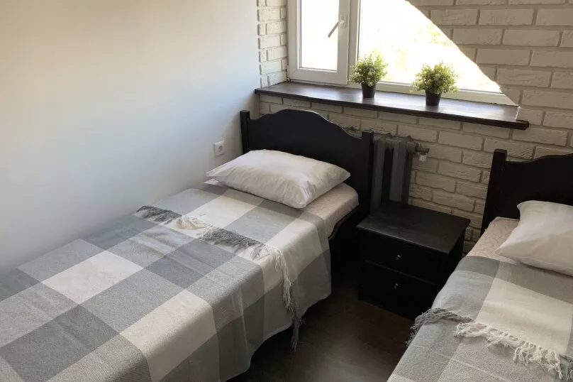 Двухместный Эконом . Гостиница На Набережной. Анапа