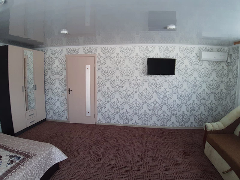 2-комн. семейная. Гостевой дом «Медовый месяц». Саки