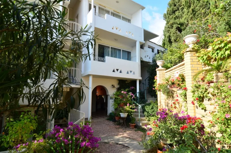 . Пансионат "Вилла-Луиза". Рыбачье