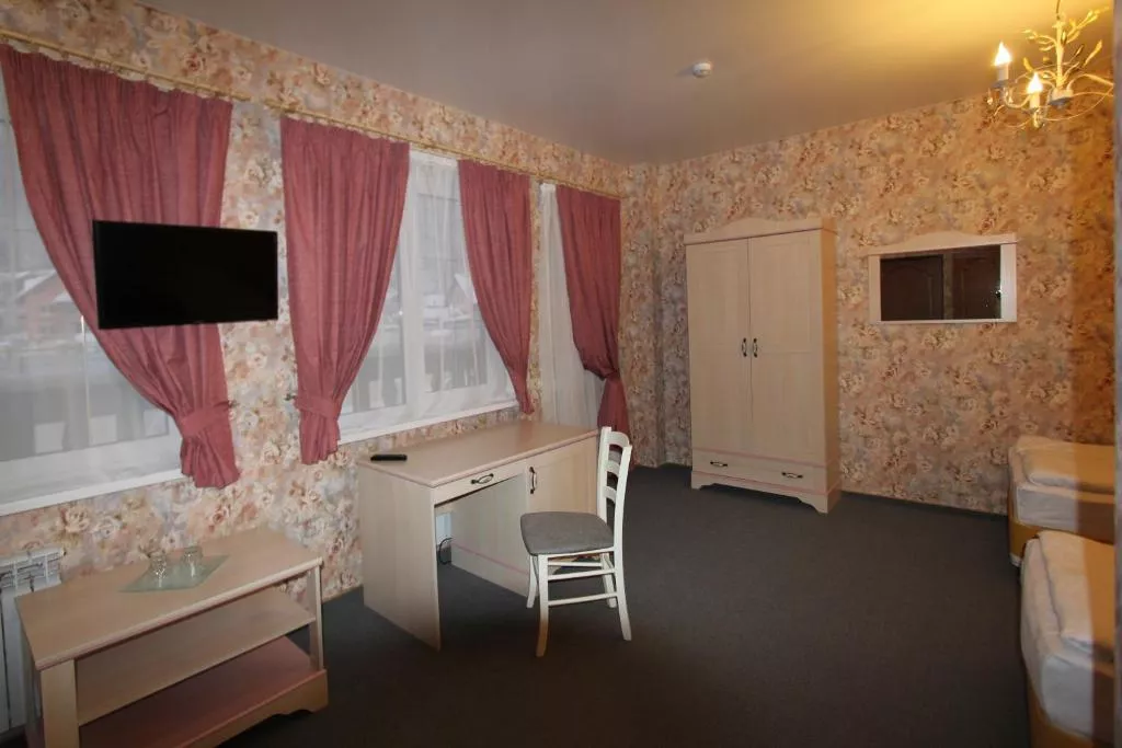 Двухместный номер с 1 кроватью или 2 отдельными кроватями, вид на горы. гостиница "Альпийская Сказка". Красная Поляна