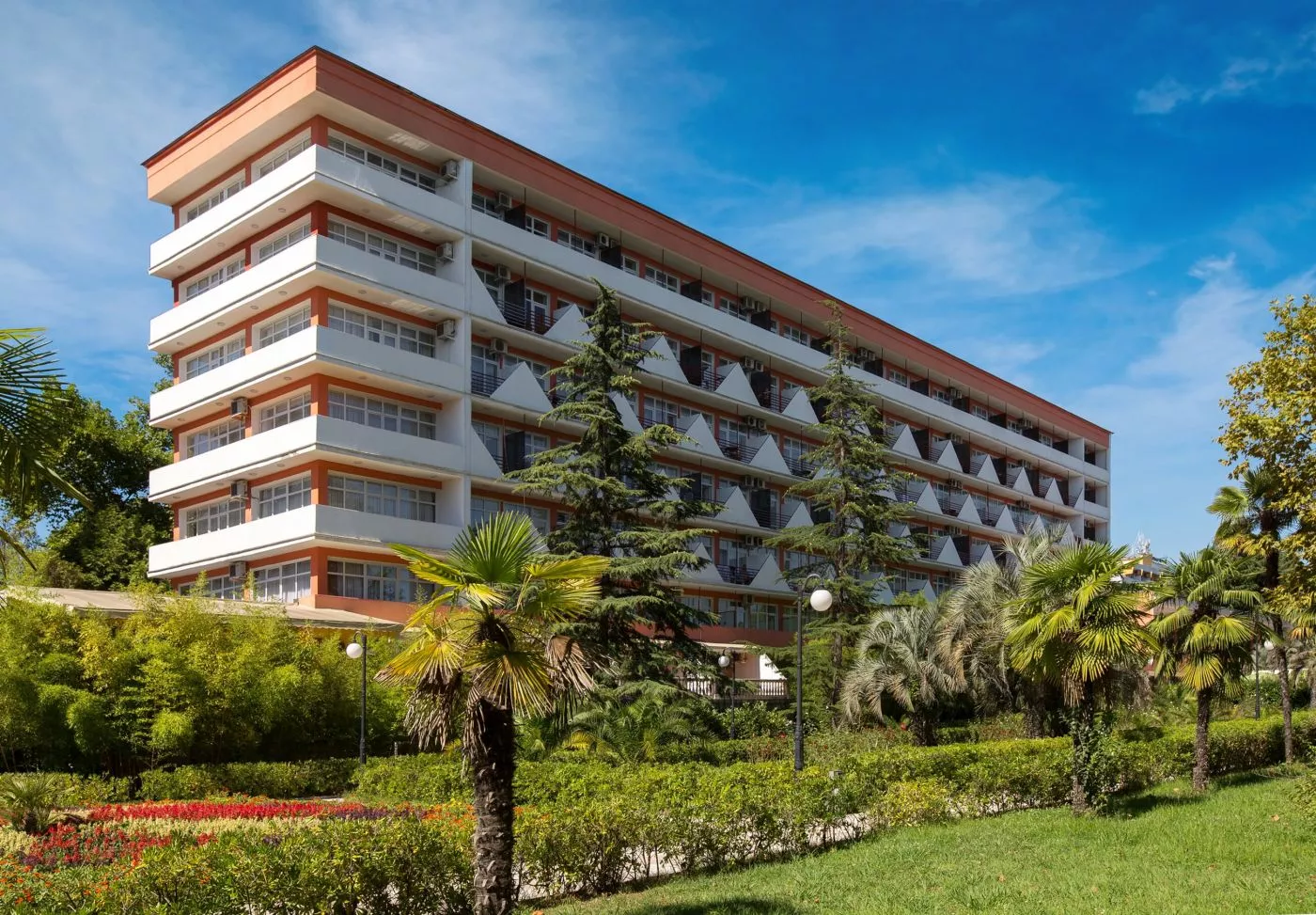 . Санаторий "Южное Взморье". Адлер