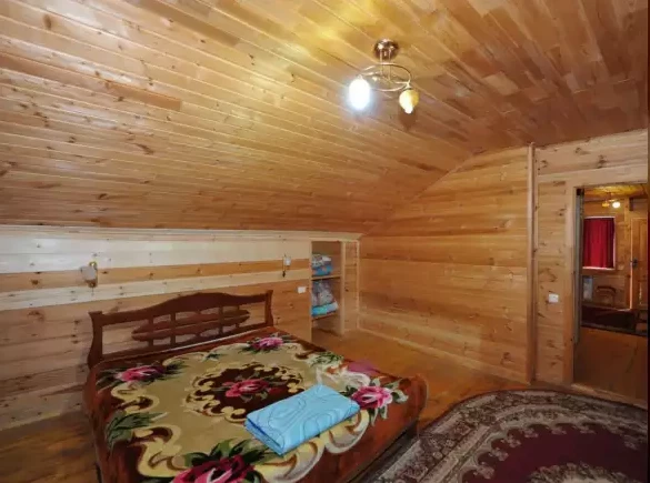 Люкс. 4-х этажный корпус. Гостиничный комплекс «Таулу». Домбай-гостиницы