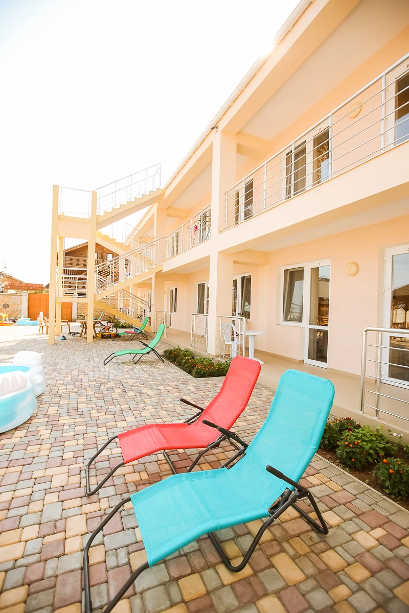 . Гостевой дом "Coral". Саки