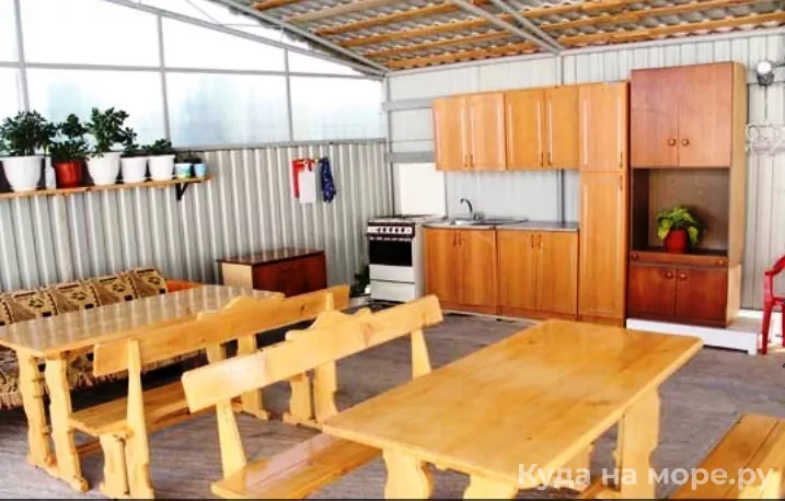 . Гостевой дом «У Руслана и Джульетты». Пицунда