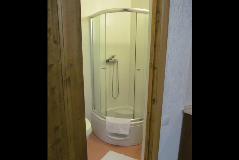 Две комнаты с двумя террасами, оборудованные кухней. Усадьба «Бухта радости». Заозерное