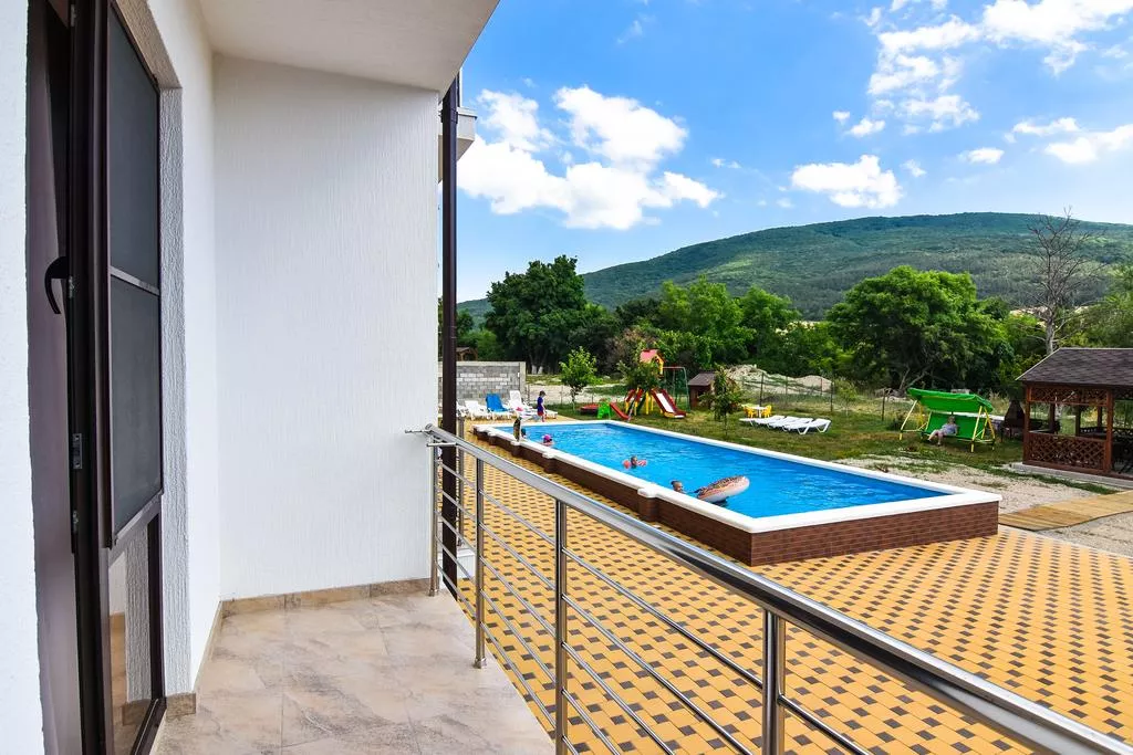 . Гостиница "Династия". Кабардинка