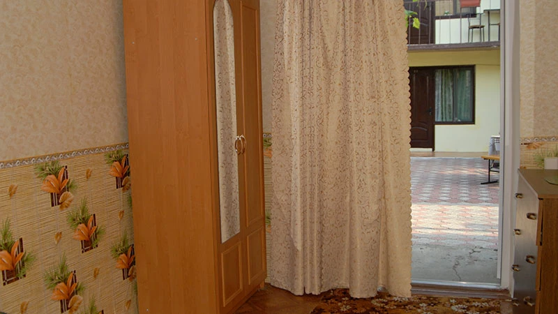 Номер «Эконом» 3-х местный. Гостевой дом “У Петровича”. Приморский