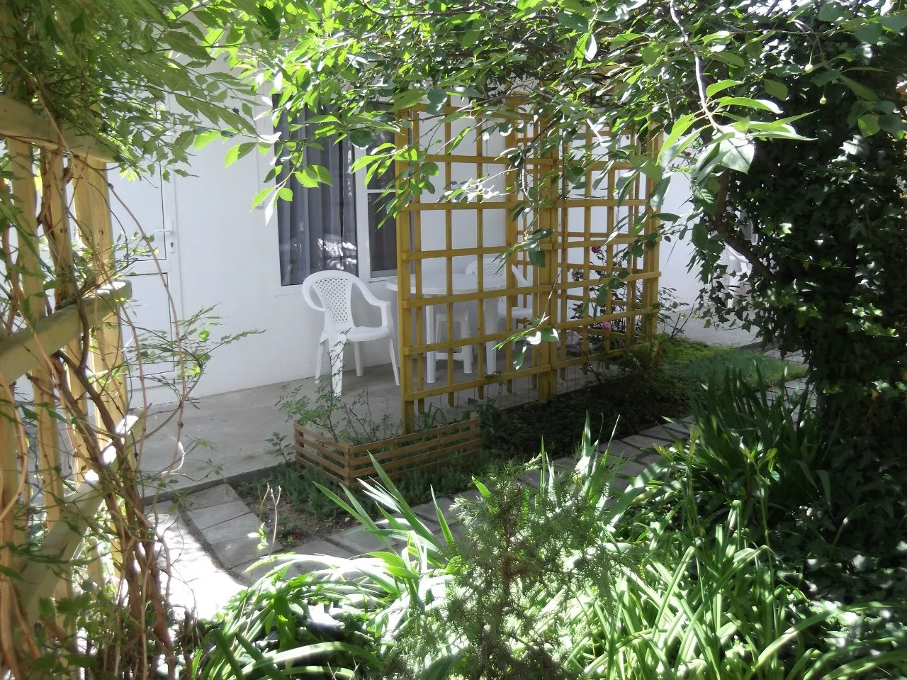 . Гостиница Розовый слон. Анапа