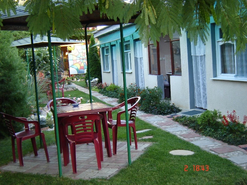 . Гостевой дом "Паутинка". Севастополь . Гостевой дом "Паутинка". Севастополь